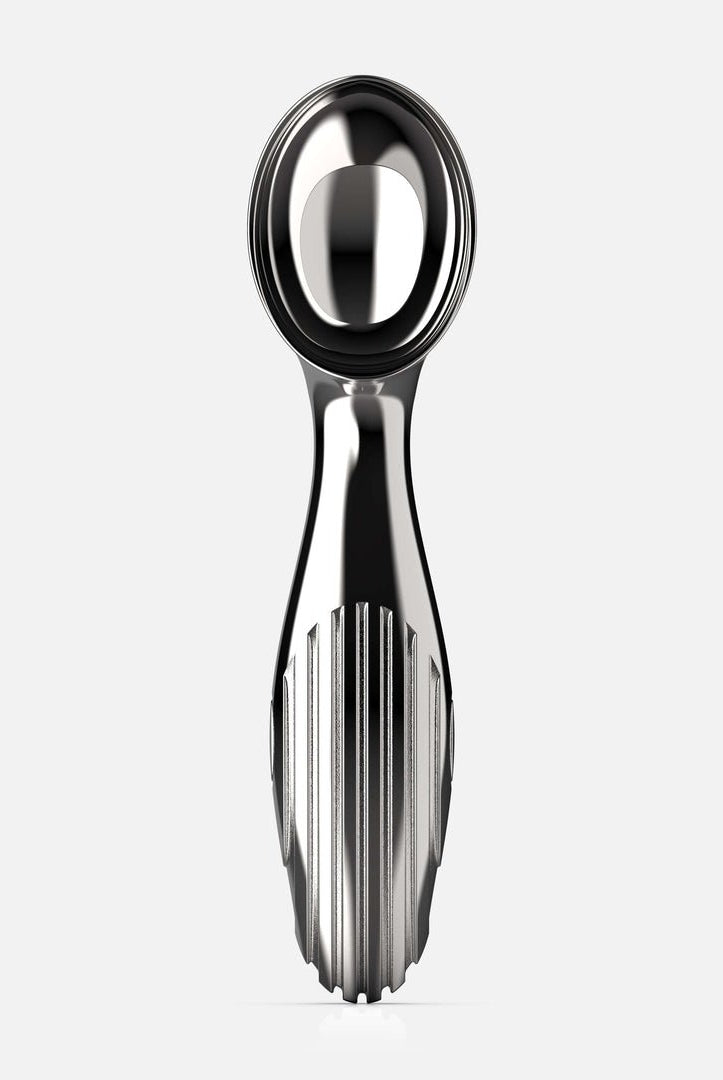 Vorderansicht des Eisportionierers SPOON aus Edelstahl, hergestellt von O-LYFE.
