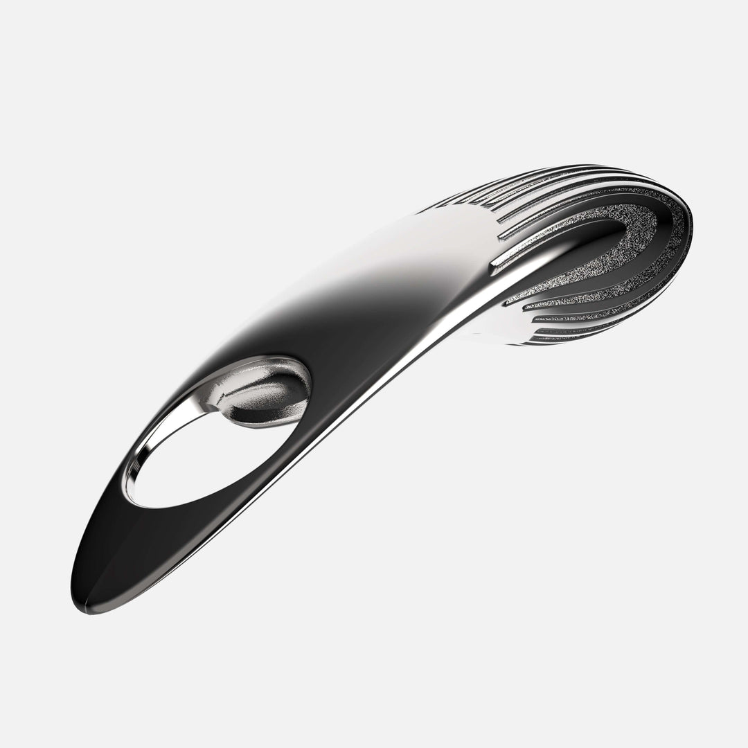 Queransicht des Flaschenöffners OPENR aus Edelstahl, hergestellt von O-LYFE.