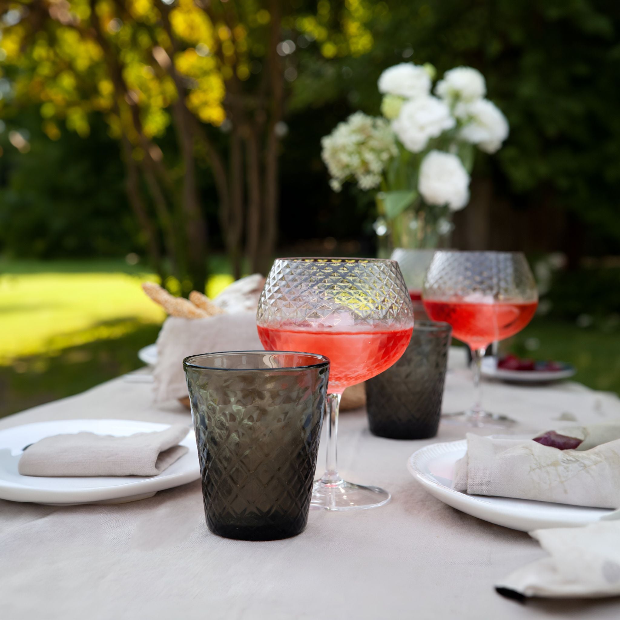 Graue Zafferano Trinkgläser Balloton