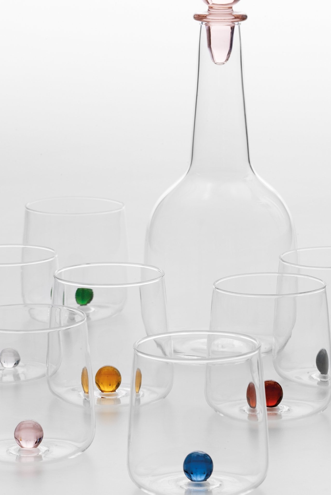 Zafferano Trinkgläser Bilia mit bunten Murmeln im Inneren