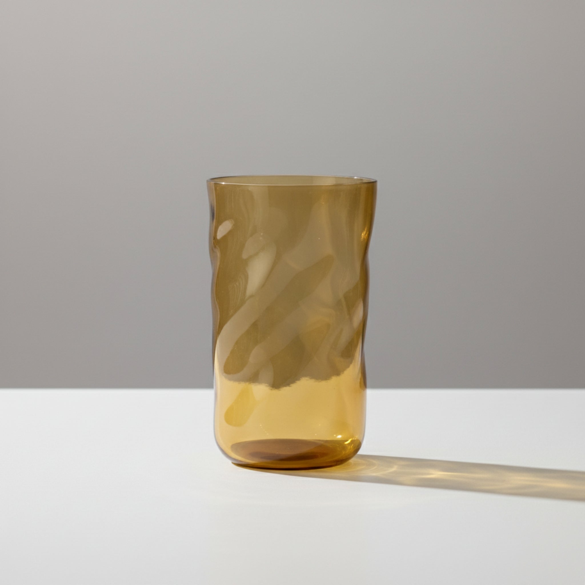 Handgefertigtes Longdrinkglas Swirl