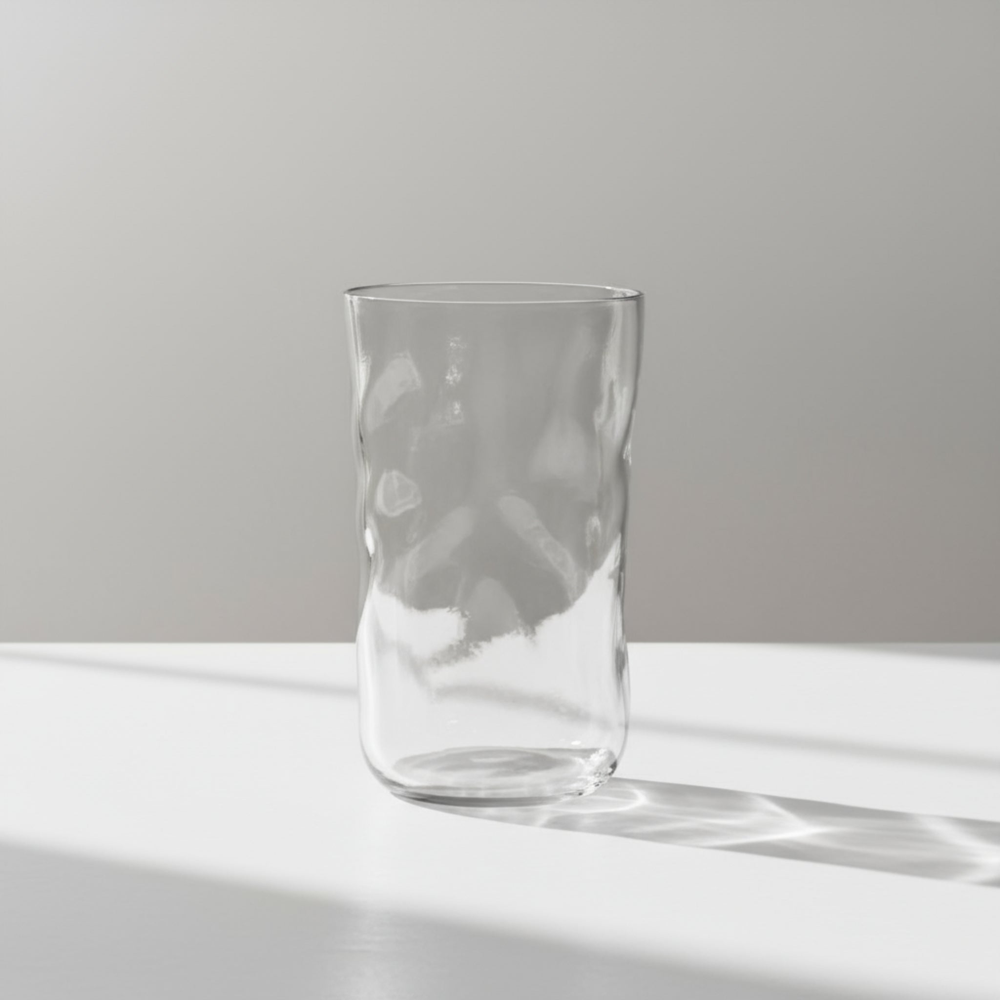 Handgefertigtes Longdrinkglas Swirl