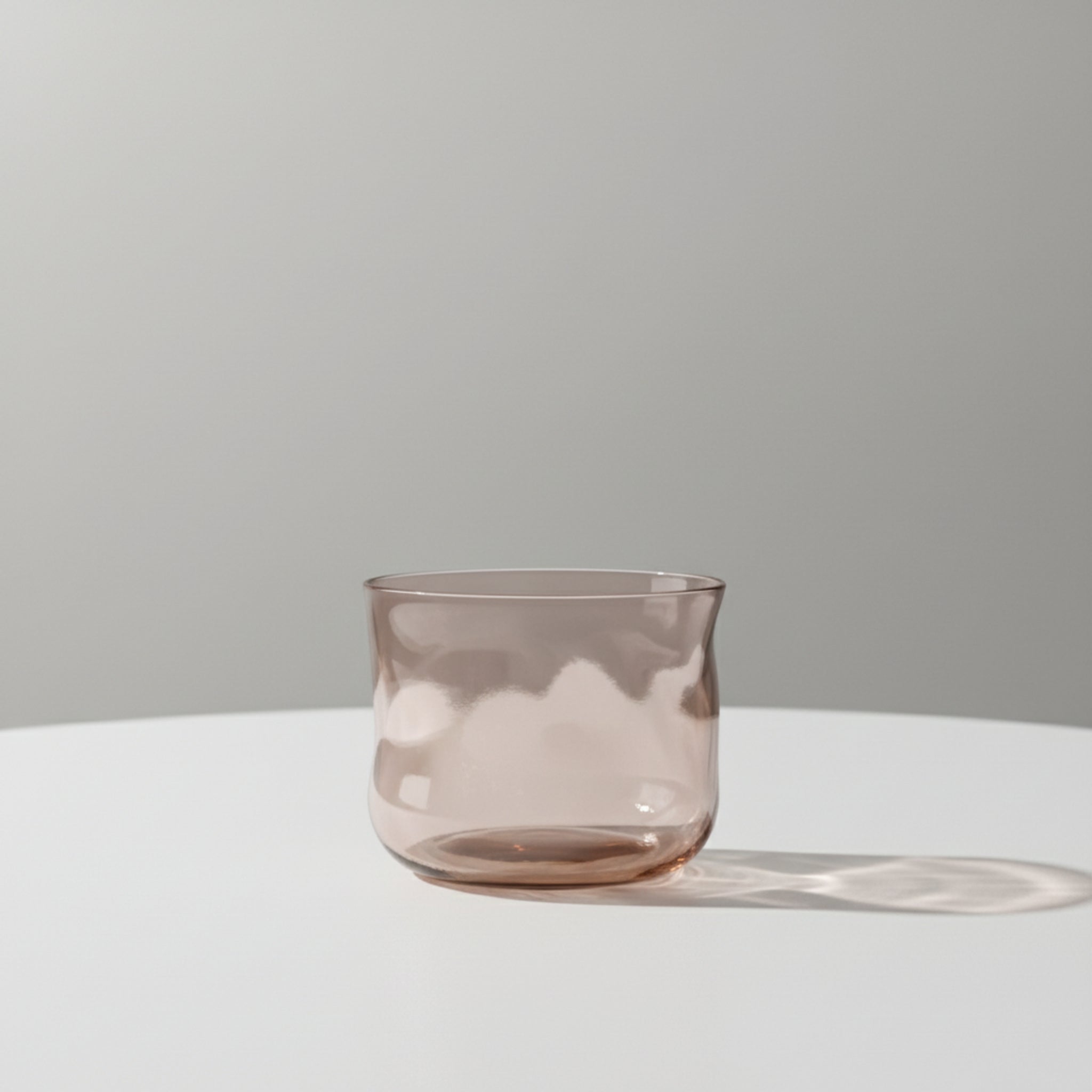 Handgefertigtes Tumbler Glas Swirl